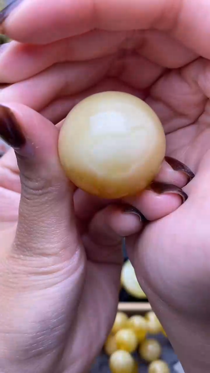 【闪购商品】琥珀裸石未镶嵌蜜蜡.57