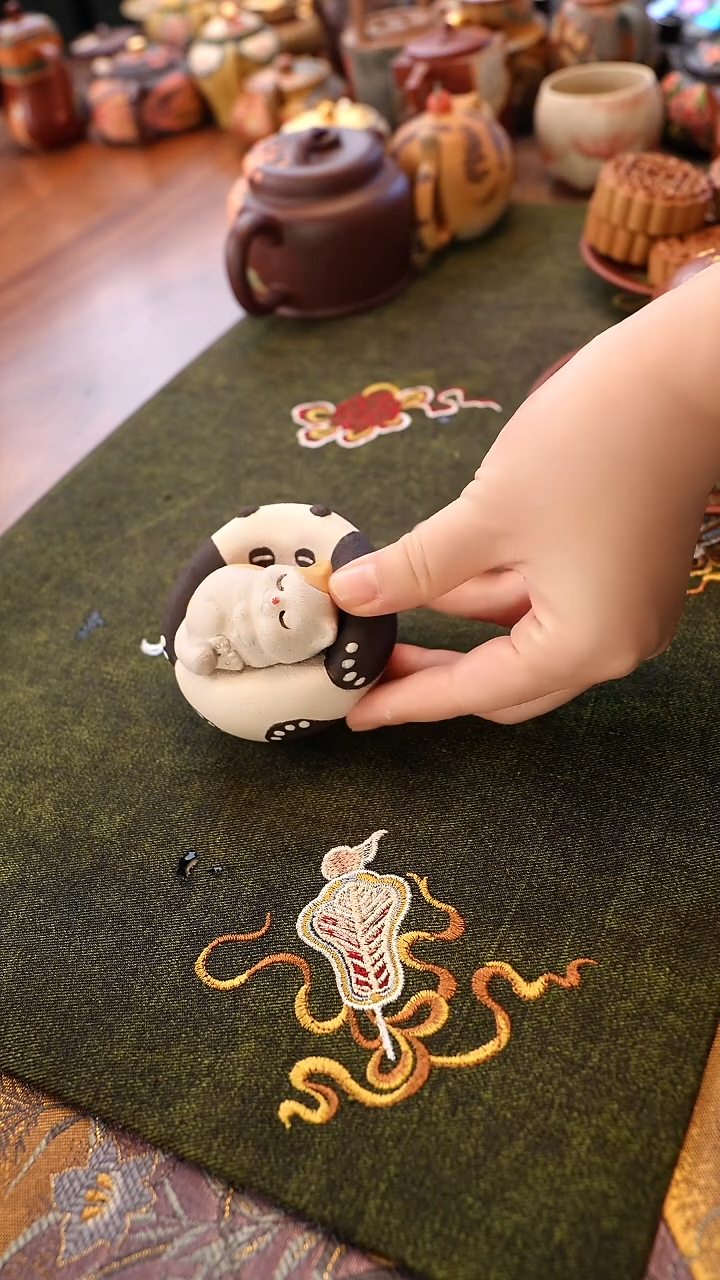 茶壶紫砂熊猫沙发