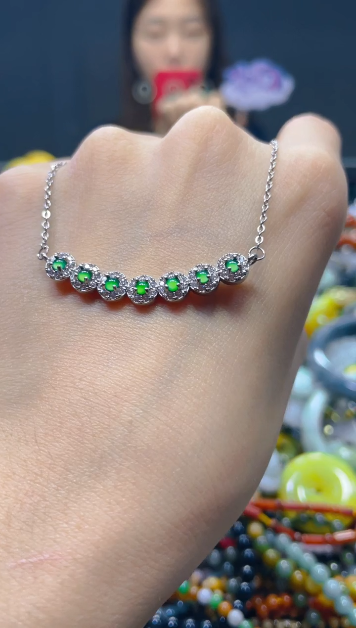 翡翠未镶嵌颈饰/P/翡翠A货，一件也是批发价