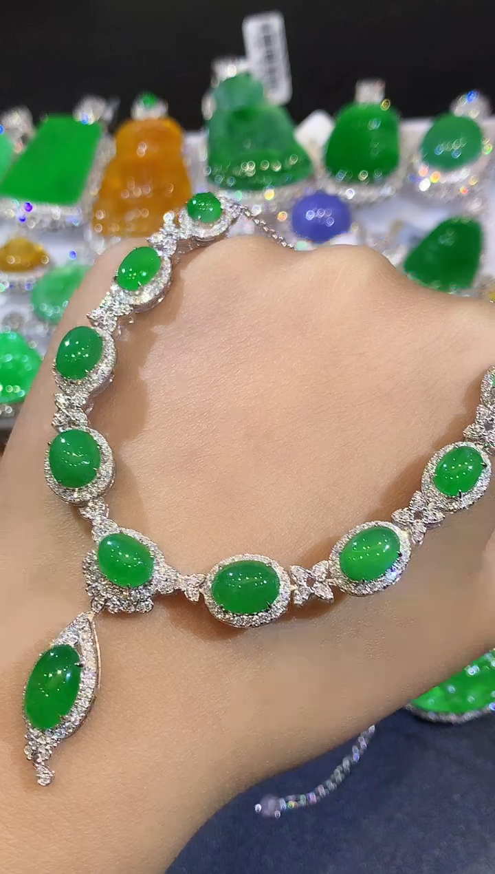 翡翠18K金镶嵌套链洁***王多样性发其一