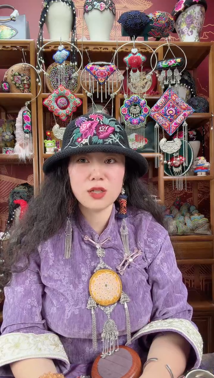 刺绣头上渔夫帽甜甜家