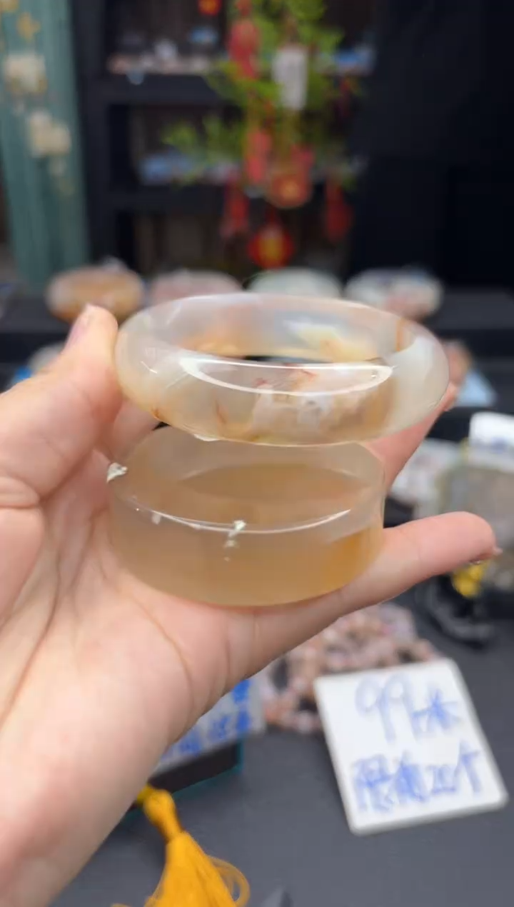 【闪购商品】石英质玉手镯未镶嵌808（56圈赠送镯心）