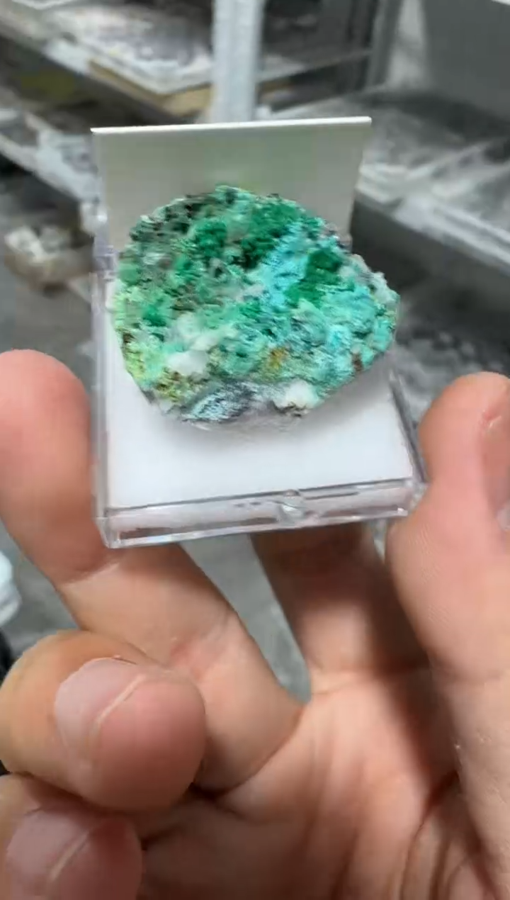 月下珠宝严选矿物
