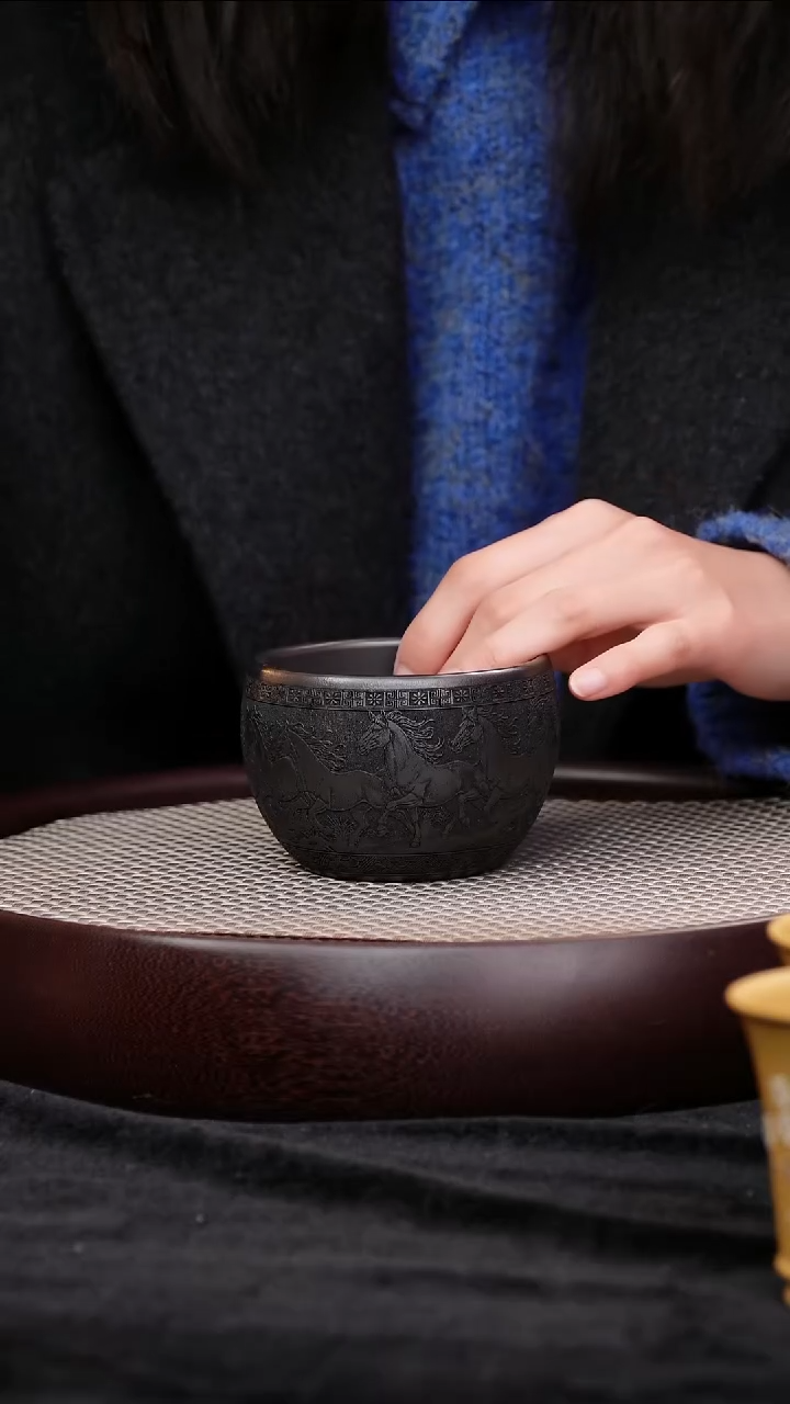 茶壶紫砂宜兴紫砂石黄骏马杯