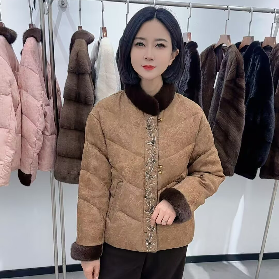 【小蒋严选】高端时尚百搭重工钉珠国风款鹅绒服8597