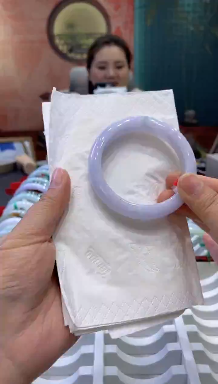 【闪购商品】翡翠手镯未镶嵌多人0007077