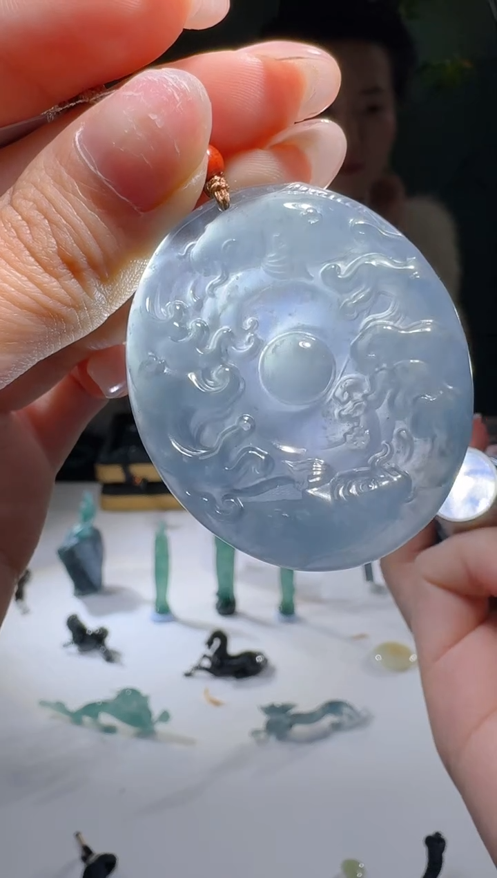 【闪购商品】翡翠颈饰未镶嵌天然A货翡翠鱼