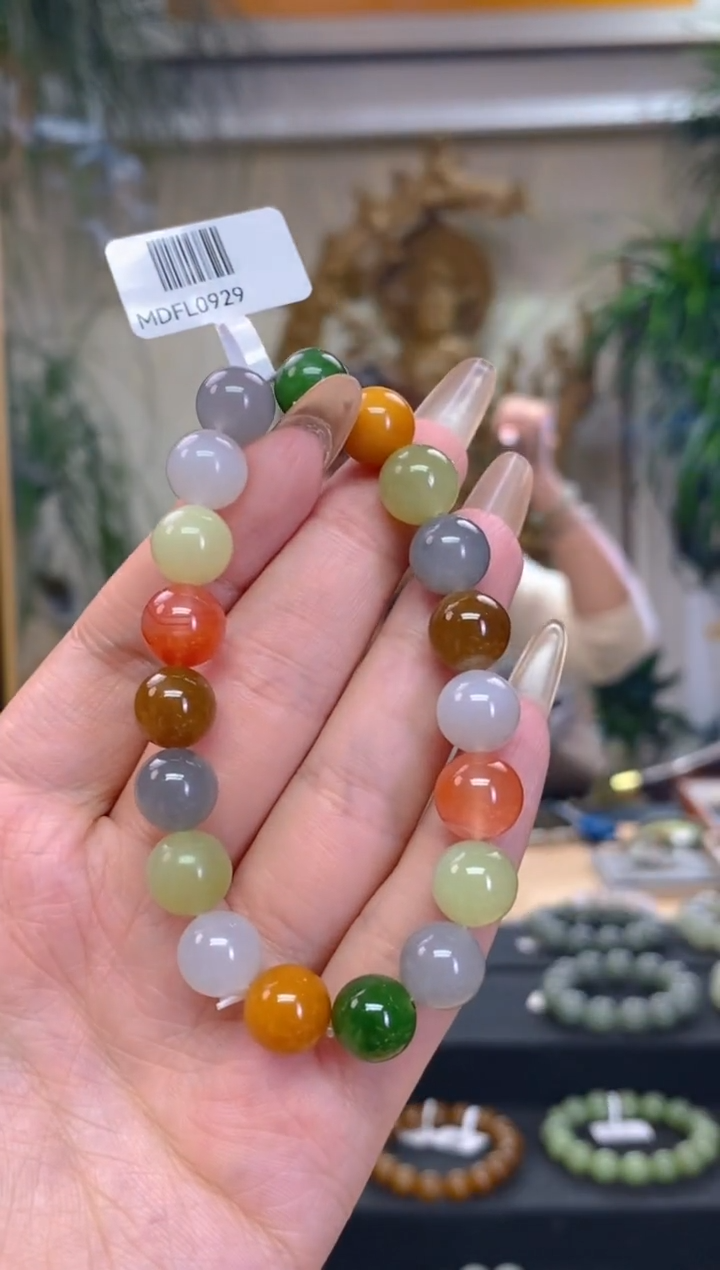 未镶嵌手串和田玉卡10