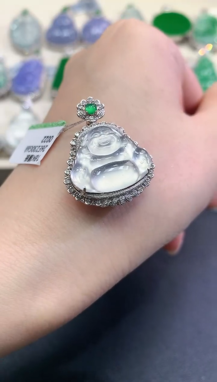 【闪购商品】翡翠颈饰18K金镶嵌C82   