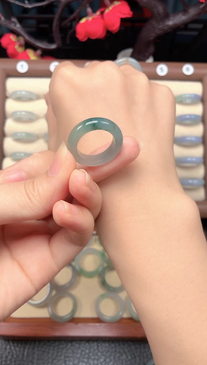 未镶嵌戒指翡翠圈口14