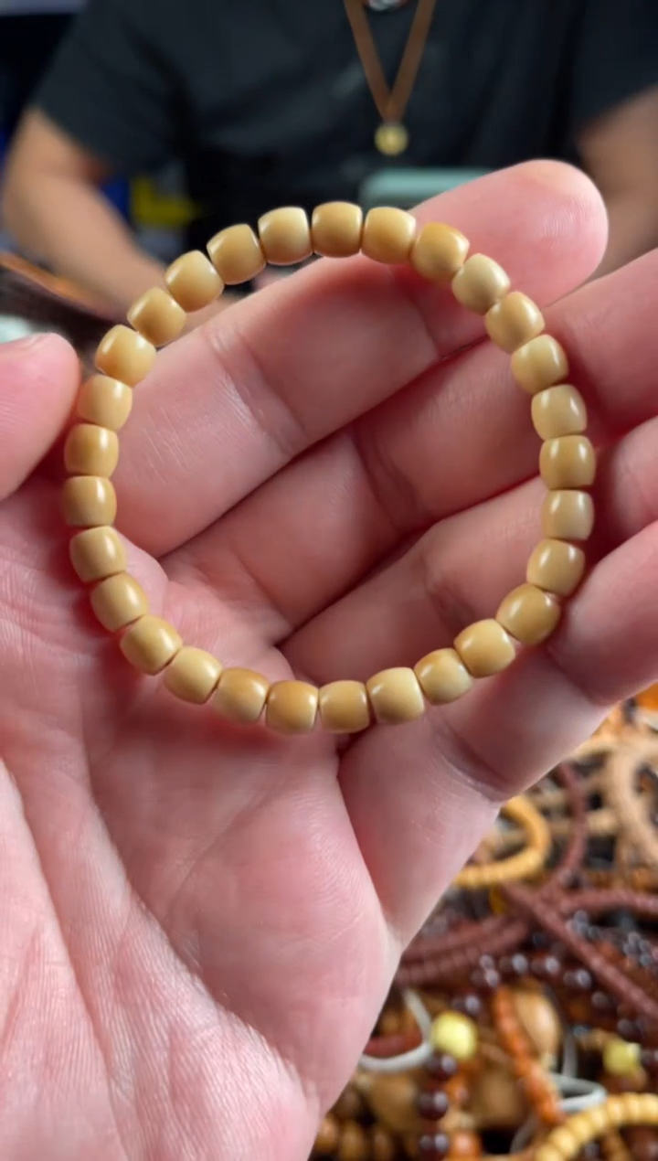 吊坠菩提根/象牙果王胖子文玩工作室7*6左右直切单圈