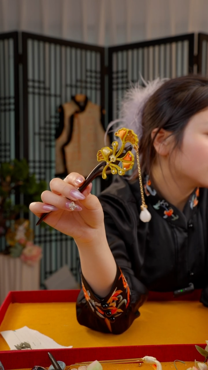 刺绣银杏叶发簪 非遗苏绣绒花