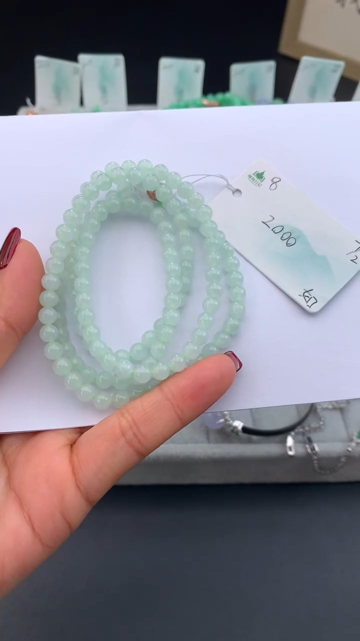 【闪购商品】翡翠手链未镶嵌 #情人节#送礼，下单联系客服核对地址~