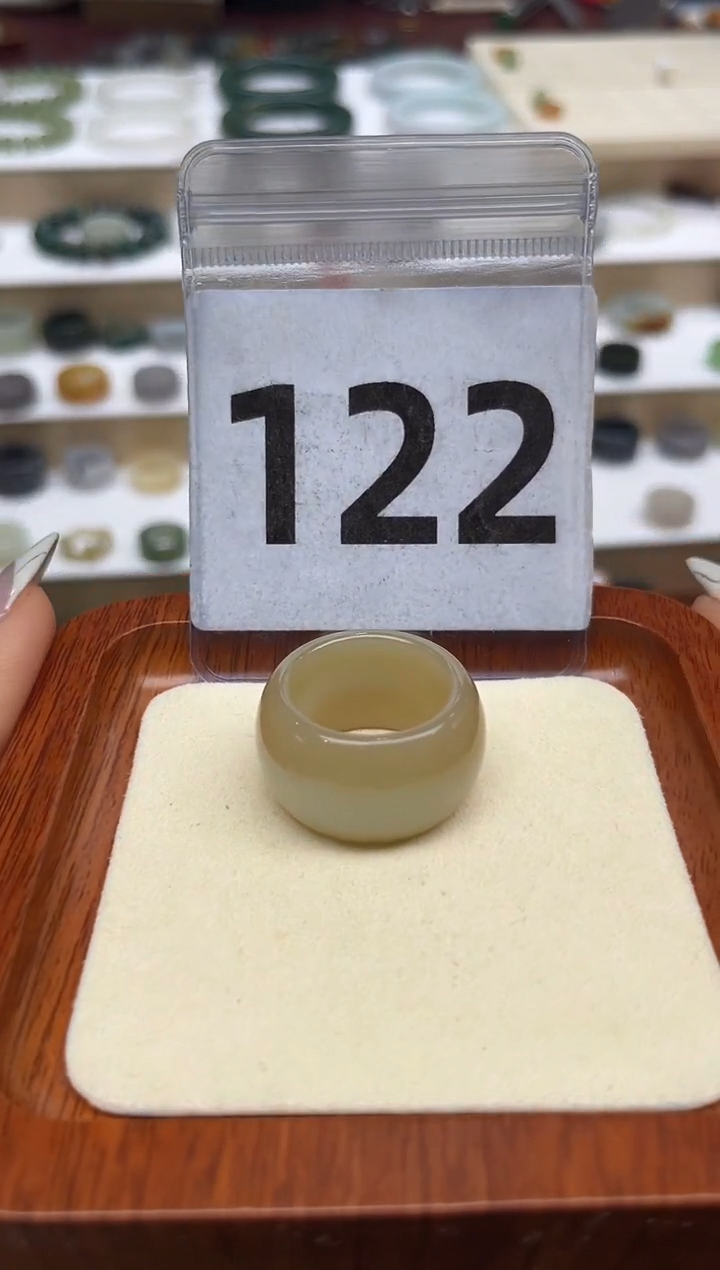 【闪购商品】和田玉戒指未镶嵌港码24号，内径20.4mm