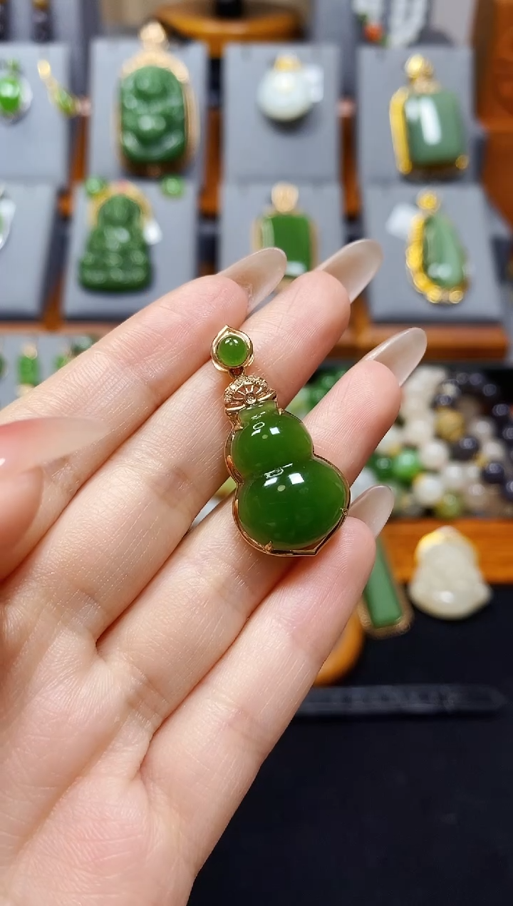 【闪购商品】和田玉碧玉葫芦吊坠18K金镶嵌*玫瑰金色