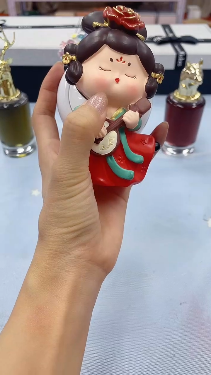 瓷片陶瓷娃娃新号大甩