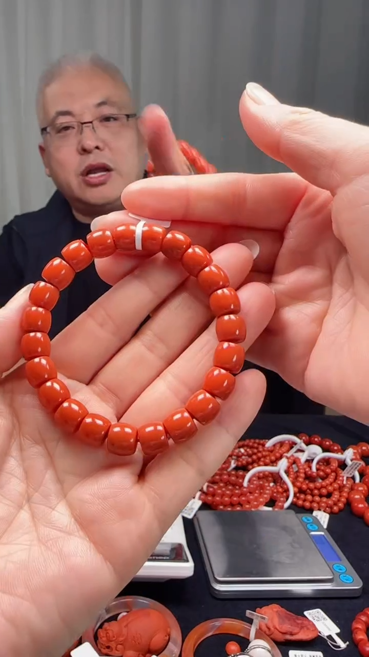 未镶嵌多样性发一件南红玛瑙【高货】柿锦红9mm保山直切单圈 