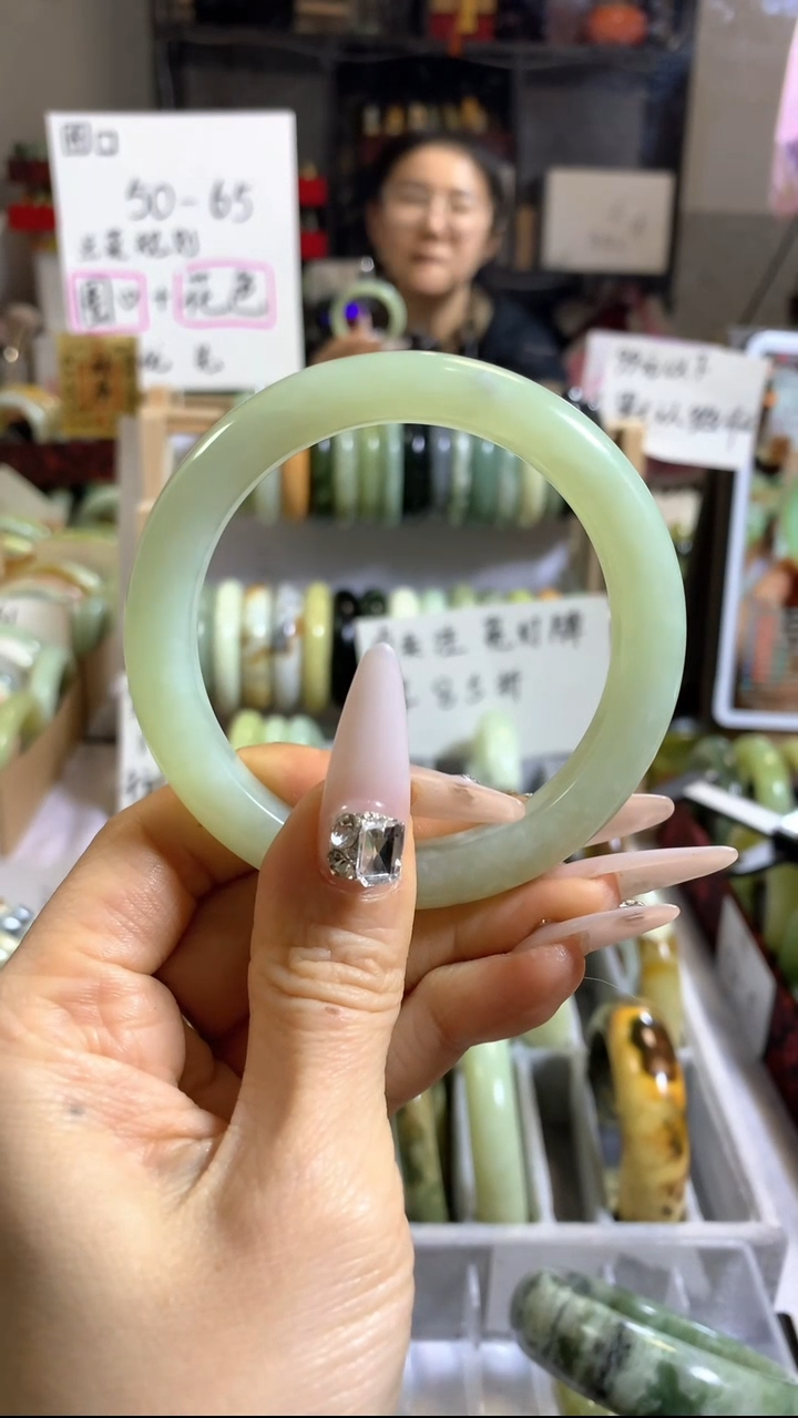 未镶嵌岫玉手镯81 58+ 包容