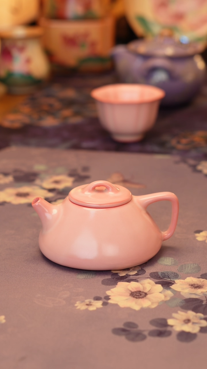 【闪购商品】樱花粉猪油冻石瓢壶····