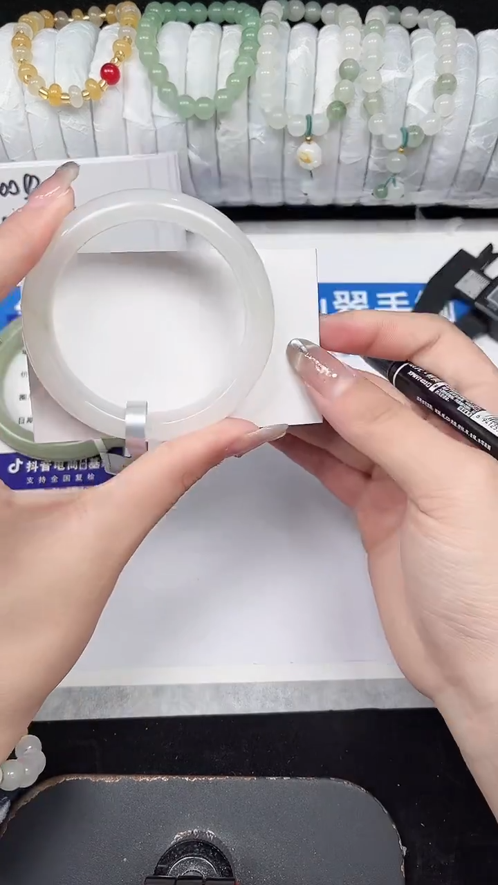 未镶嵌手镯石英质玉116-52/53