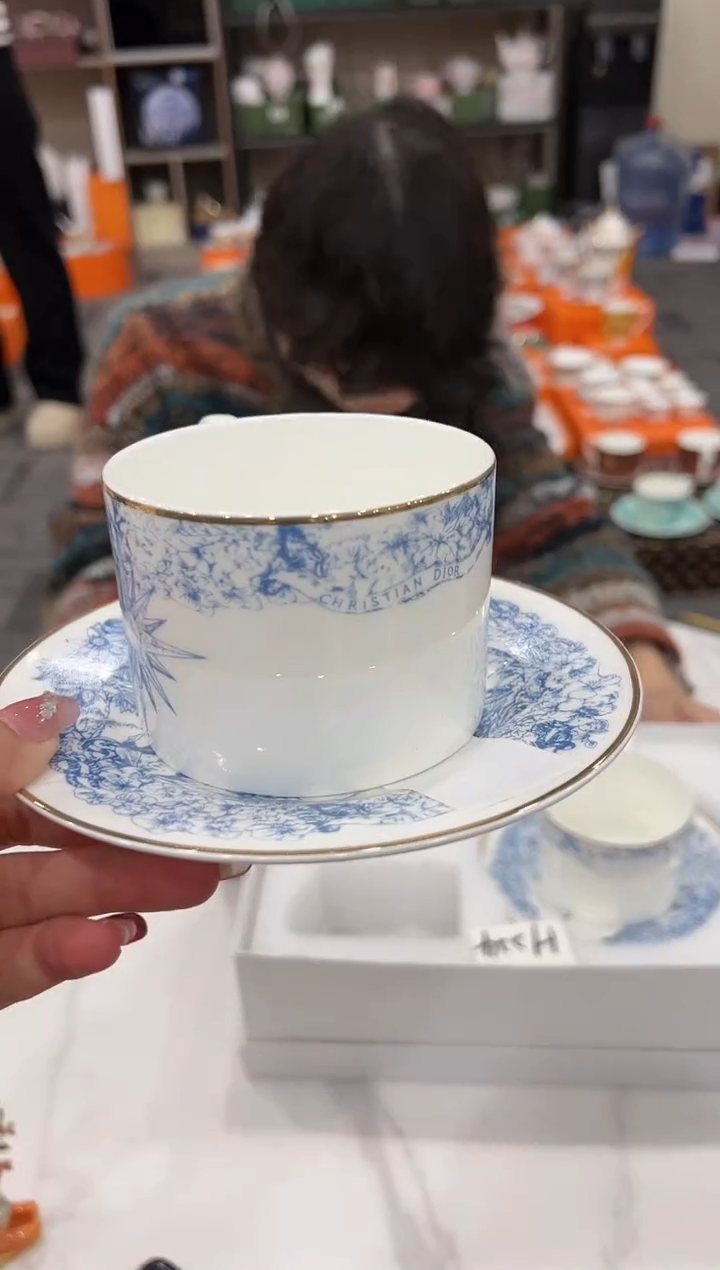 【闪购商品】杯H224--------------