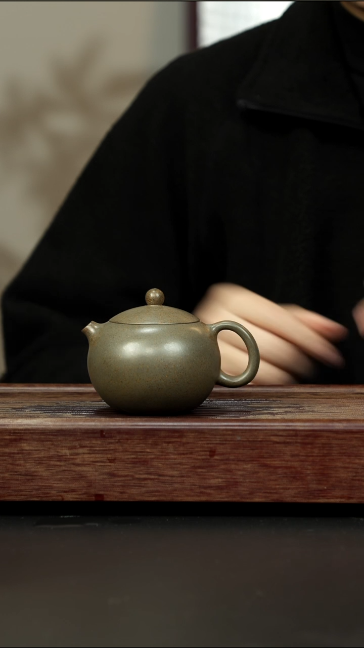 茶壶紫砂蟹壳青柴烧 西施 180左右