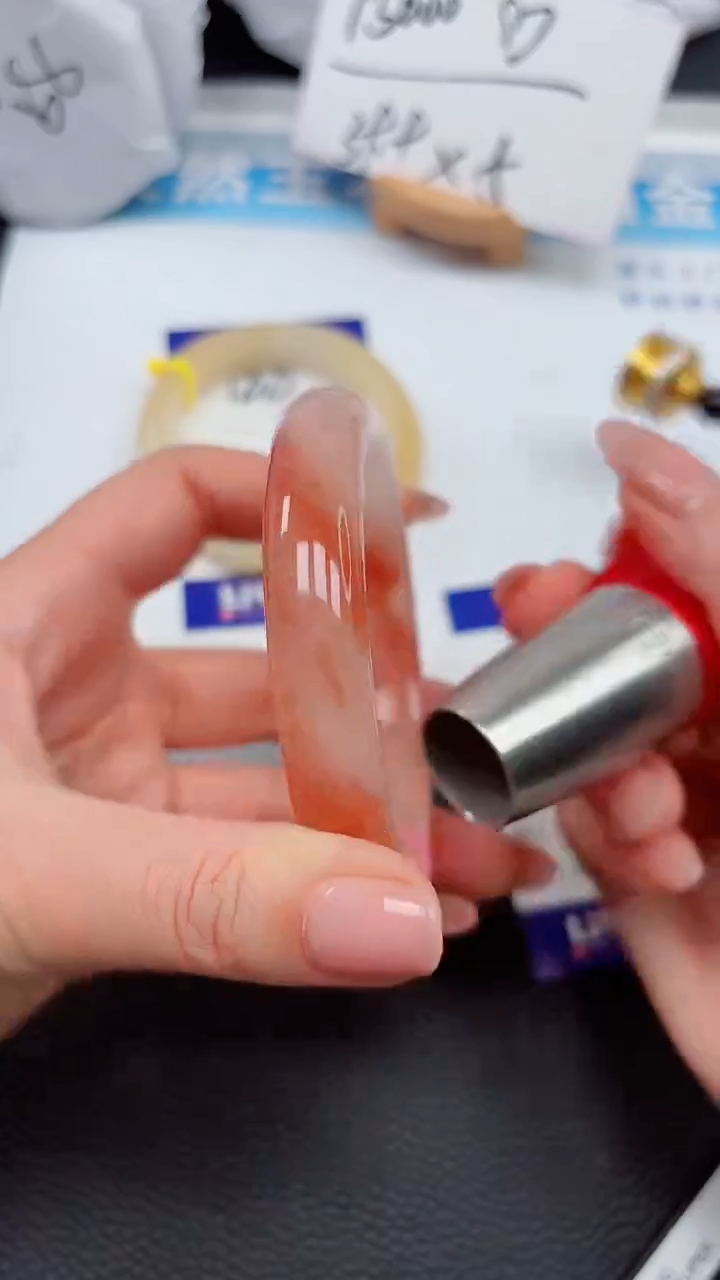 【闪购商品】石英质玉手镯未镶嵌189