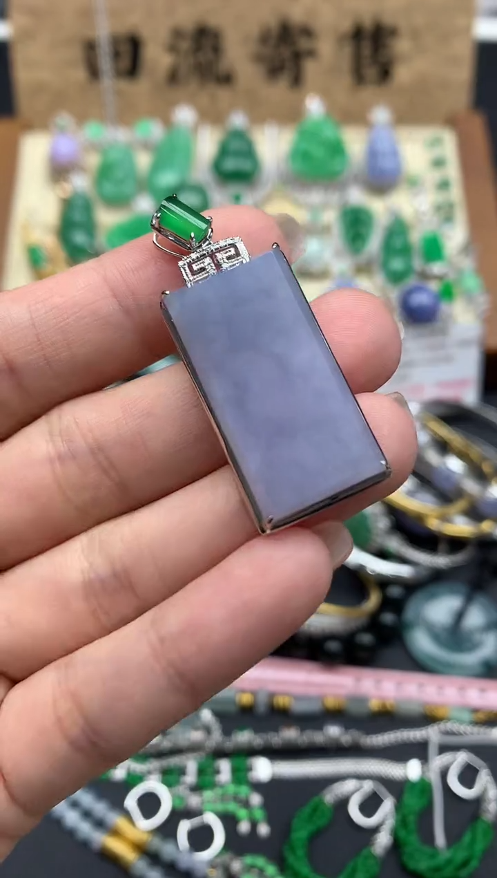 【闪购商品】翡翠颈饰18K金镶嵌143-中国好珍宝