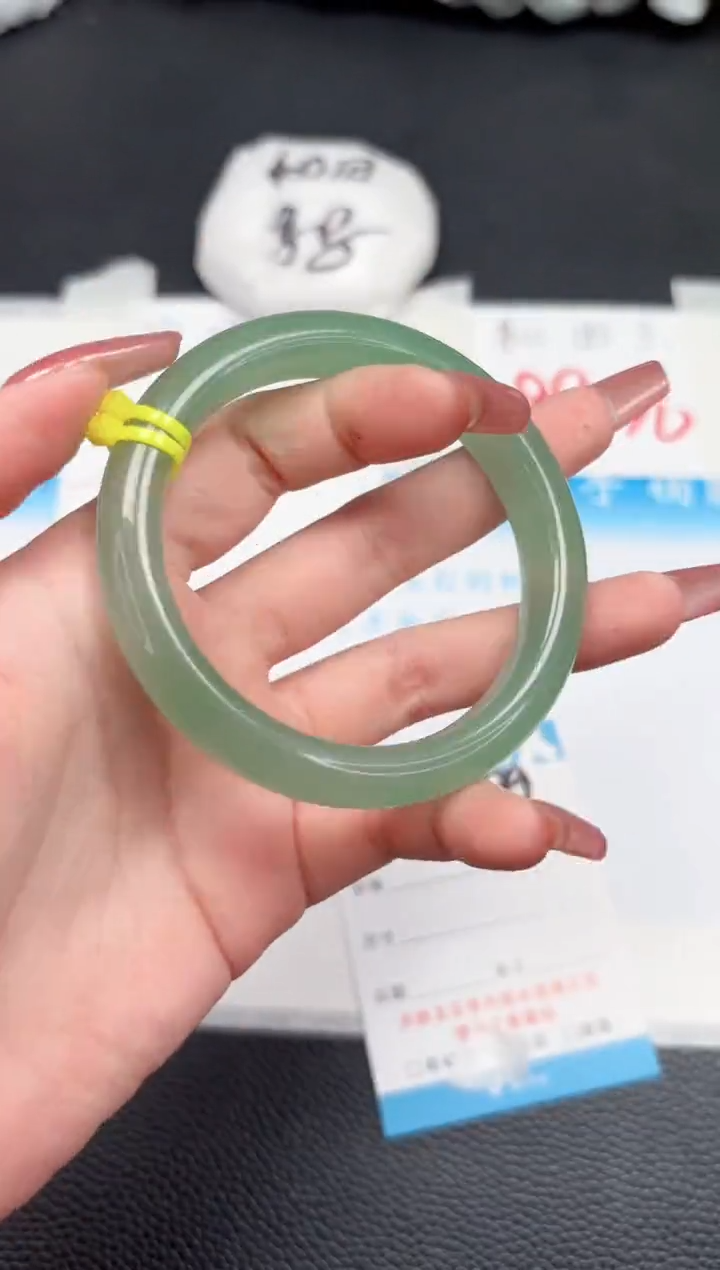 【闪购商品】石英质玉手镯未镶嵌99-58