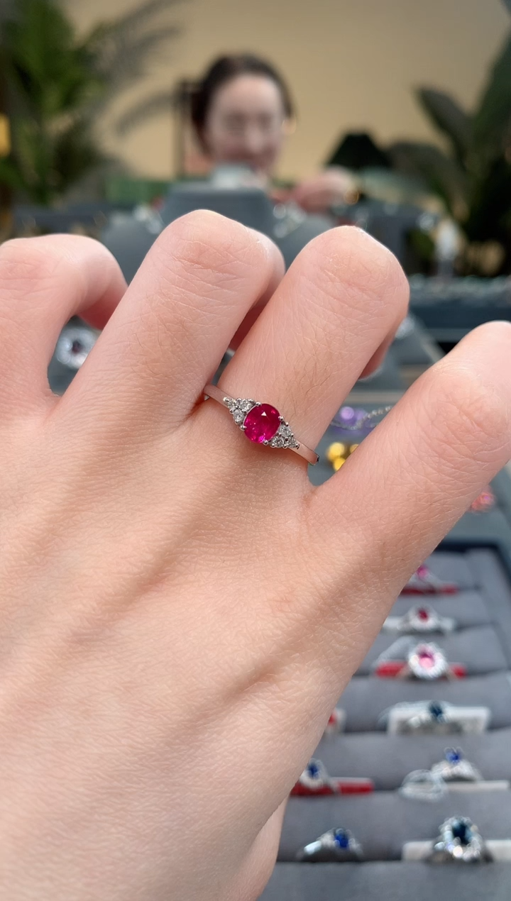 【闪购商品】红宝石戒指铂Pt950镶嵌红宝石