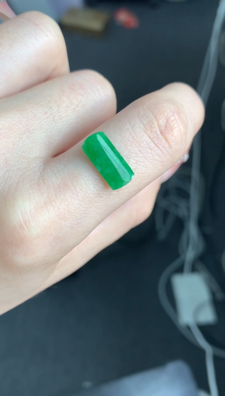 【闪购商品】定制翡翠未镶嵌马鞍