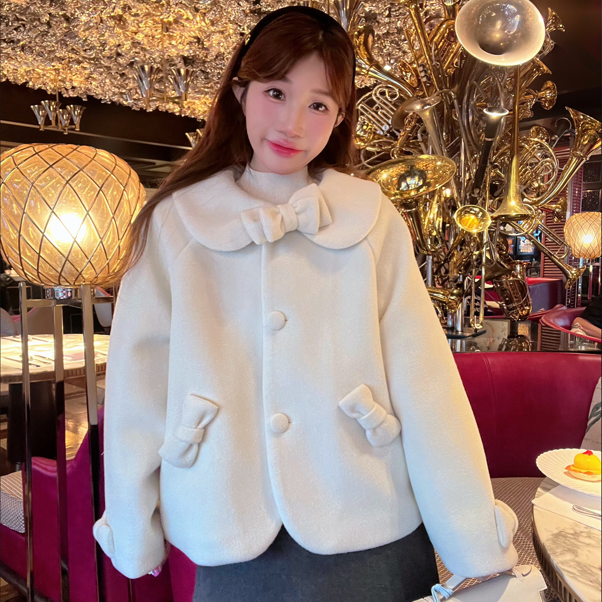 JENNIFER JXLIU 冬～千金公主风娃娃领奶油白毛呢蝴蝶结夹棉外套女