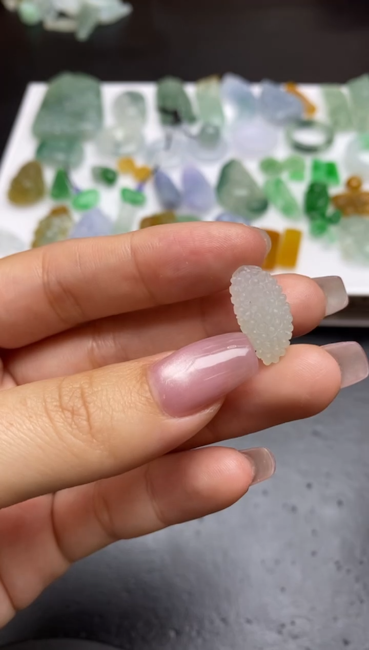 【闪购商品】定制翡翠未镶嵌翡翠毛货~