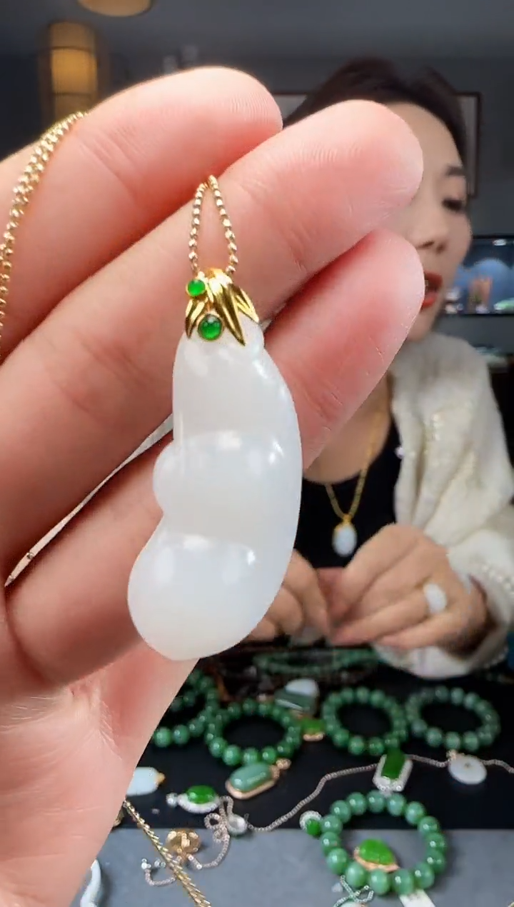 【闪购商品】和田玉吊坠(不含链)18K金镶嵌1