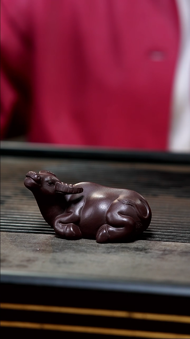 【闪购商品】紫砂茶壶雕塑级牛气冲天紫砂茶宠