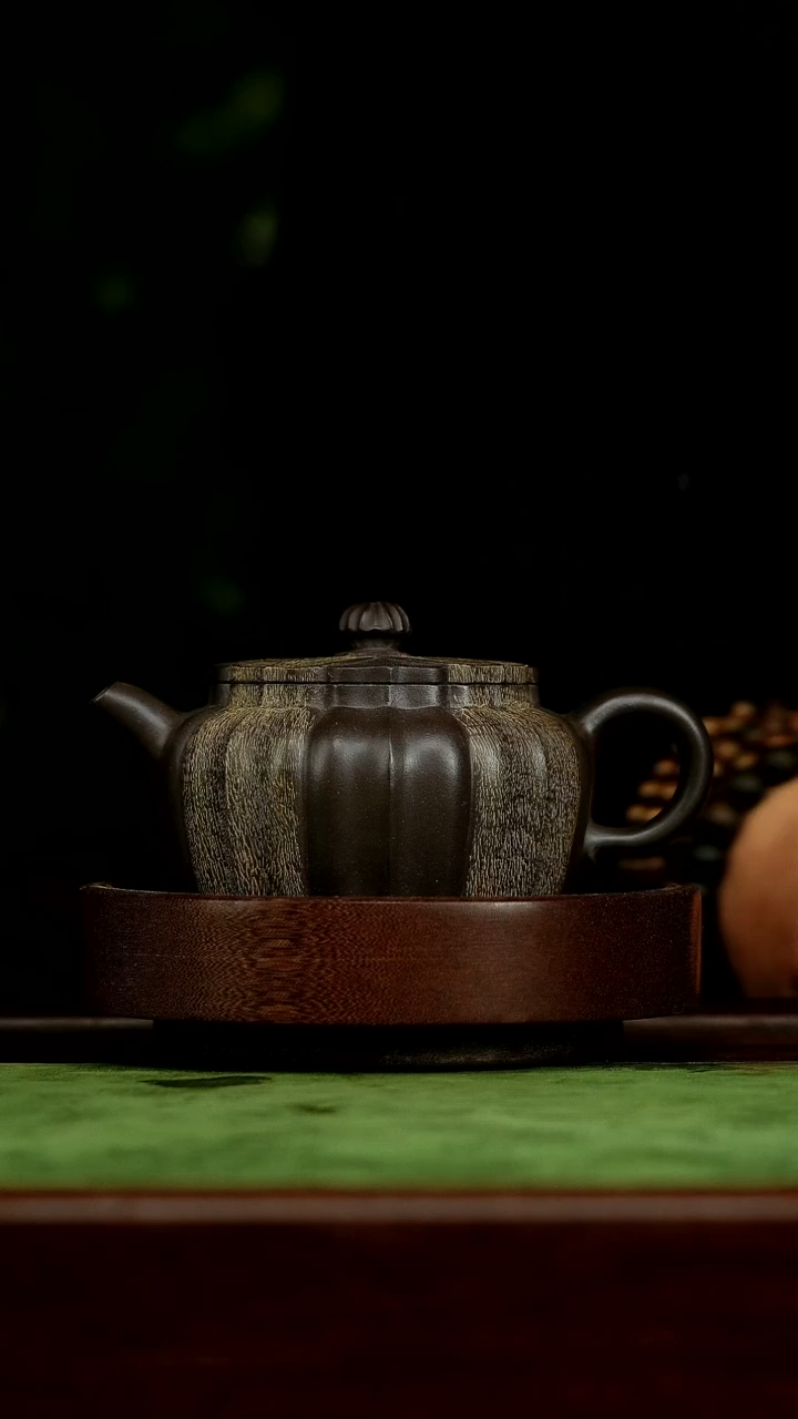 茶壶紫砂q22筋纹井栏绞泥