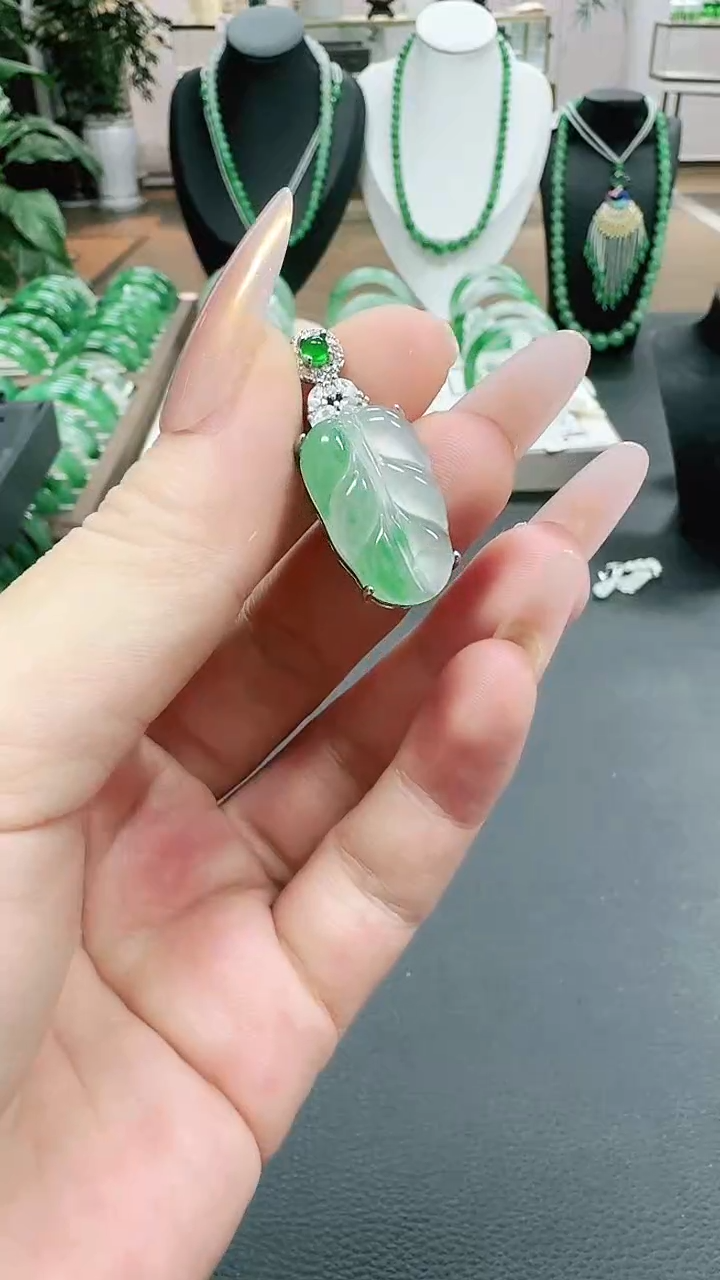 未镶嵌1石英质玉（非洲翠）/6295