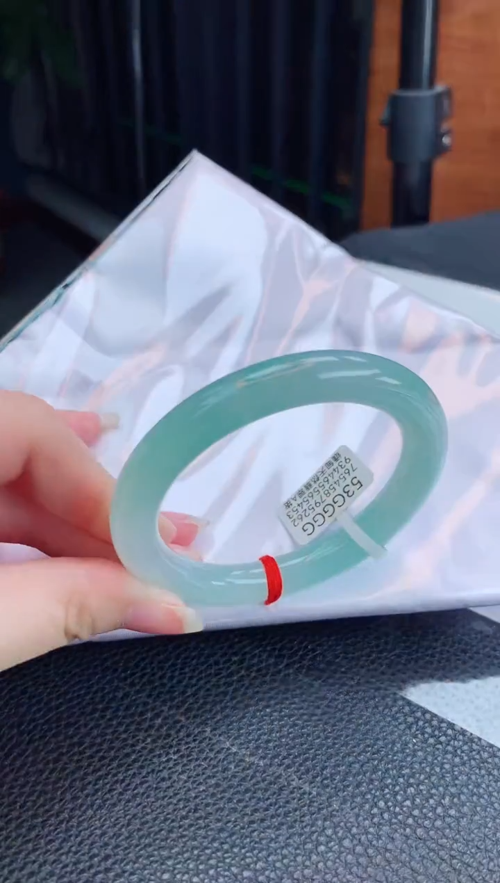 【闪购商品】翡翠手镯未镶嵌缅甸天然翡翠A货手镯