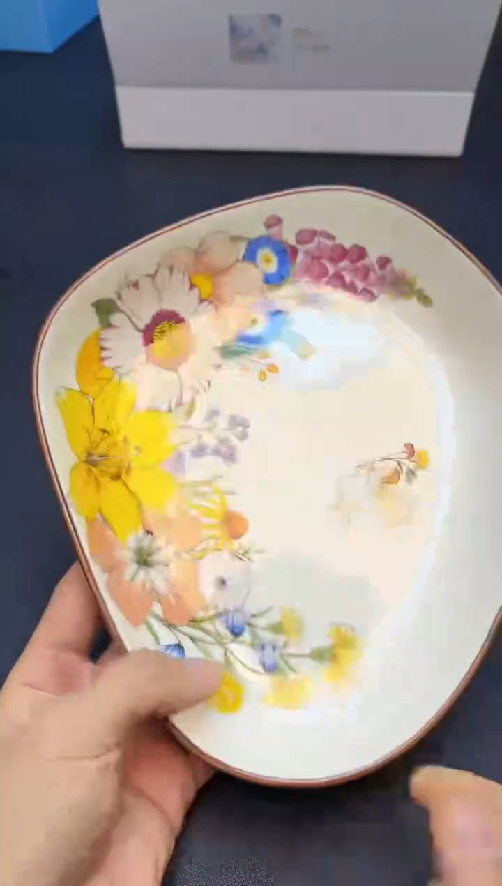 【闪购商品】瓷片全新正品一件不留@@J44