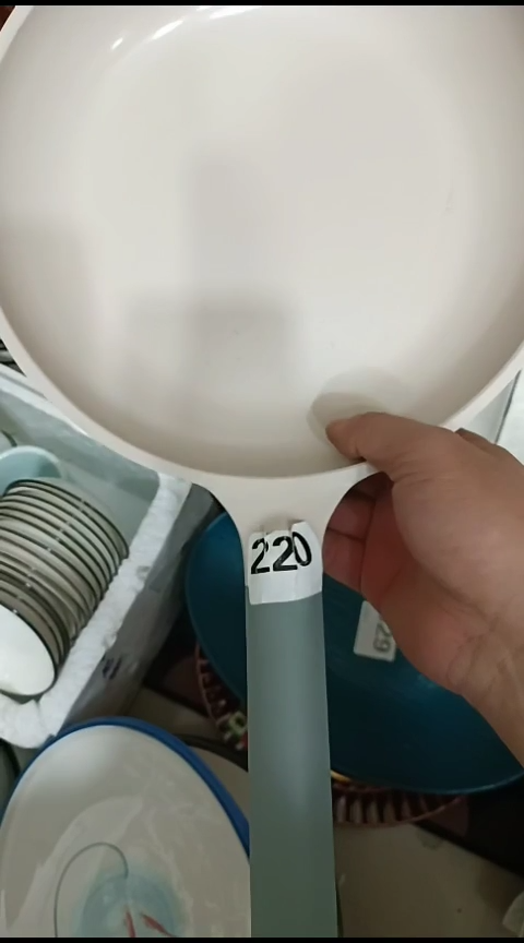 瓷卡*儿220瑕疵煎锅一个不接受退货i