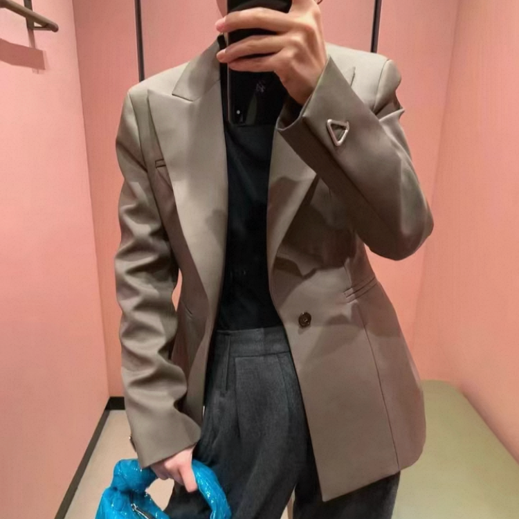 未使用 BOTTEGA VENETA/葆蝶家 BV羊毛西装外套38码11395女装轻奢