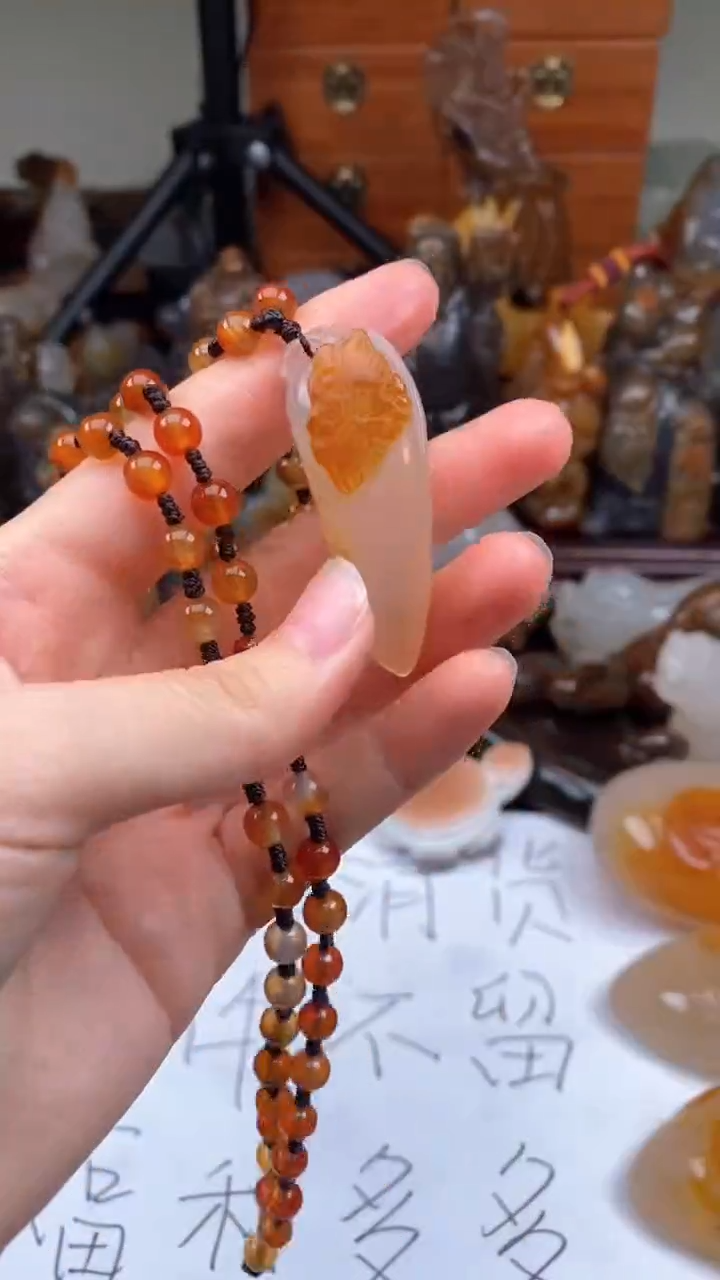 【闪购商品】玛瑙/玉髓颈饰未镶嵌AA