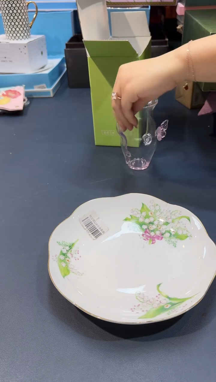 【闪购商品】碗C212全场正品，京东包邮
