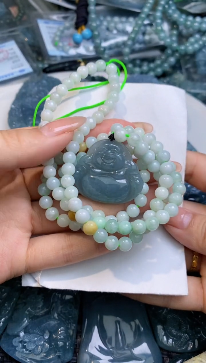 【闪购商品】翡翠颈饰未镶嵌           