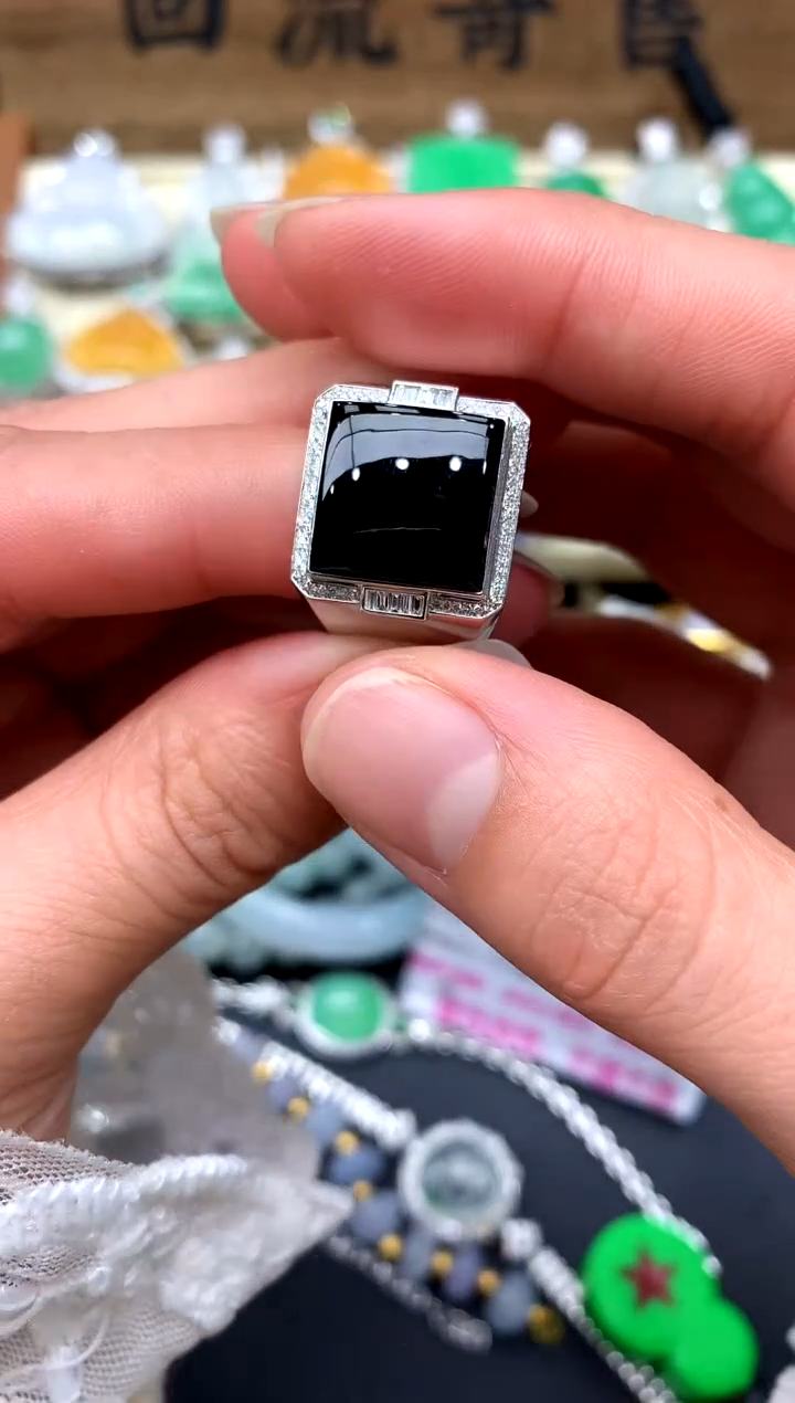 【闪购商品】翡翠戒指18K金镶嵌134-中国好珍宝