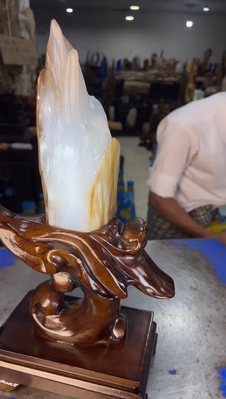未镶嵌摆件硅化玉31