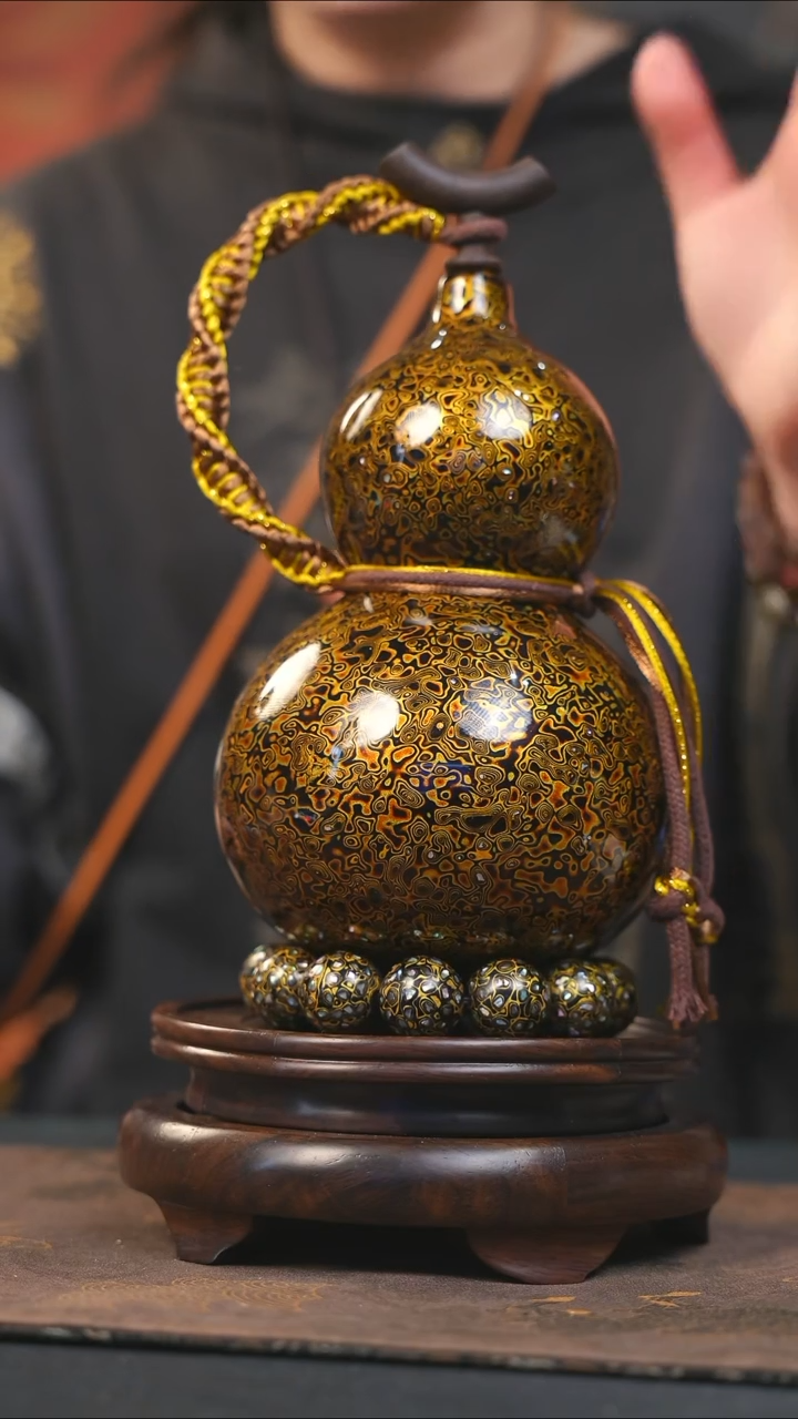 【闪购商品】YU245漆艺酒葫芦不包手串及旋转底座