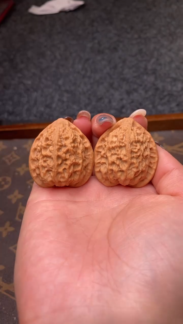 把件文玩核桃B220号37尺金牛