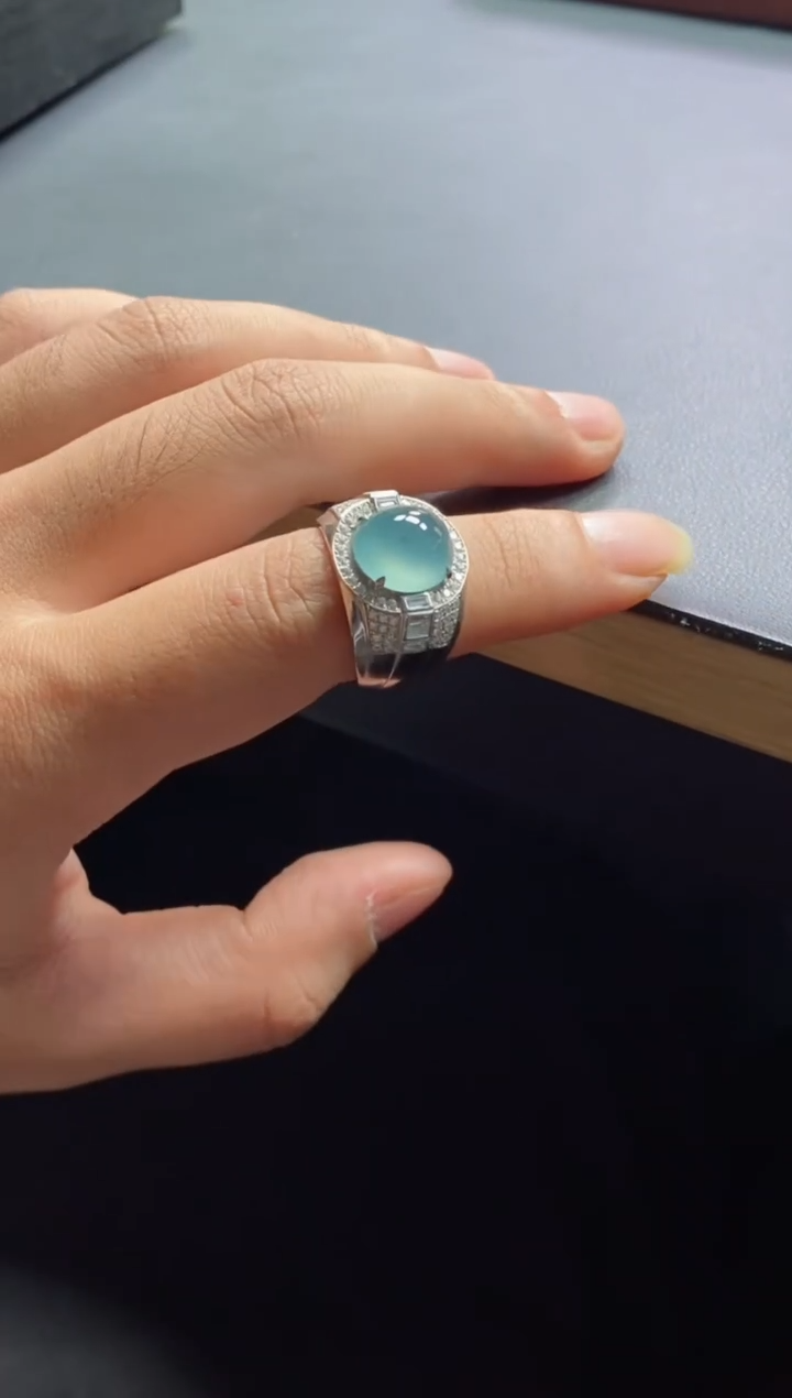 颈饰未镶嵌翡翠0852890873