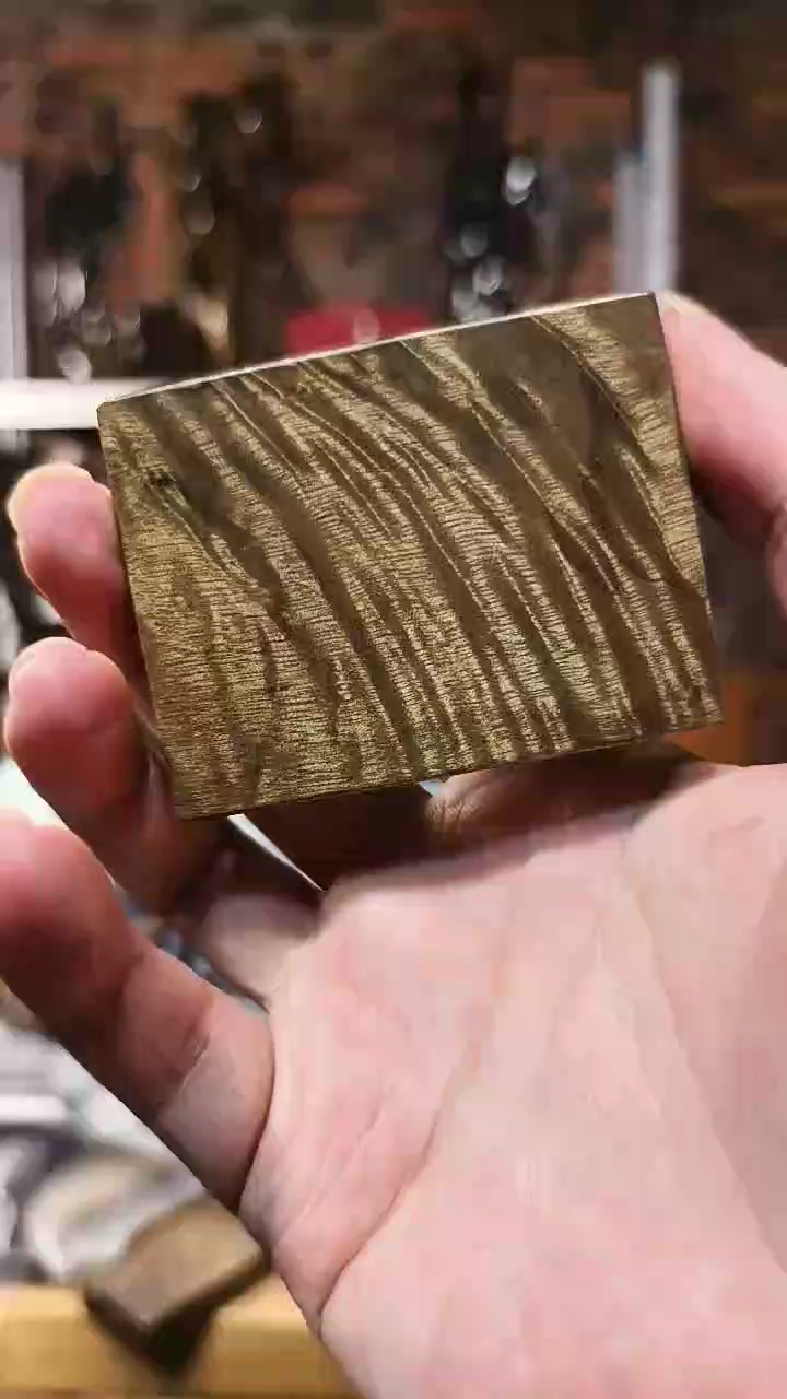 金丝楠无事牌手把件